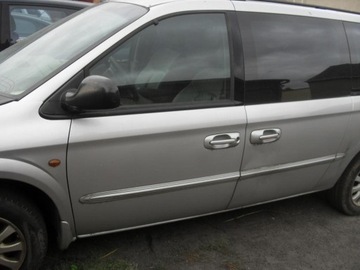Grand voyager 2,5 crd двері ліві перед європа фото №1