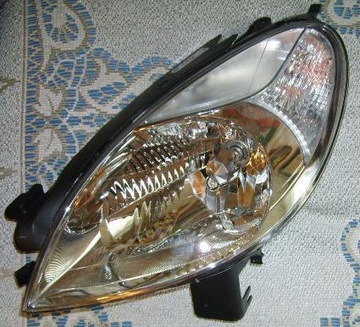 Citroen xsara picasso 2 лампа ліва перед оригінал нова фото №1