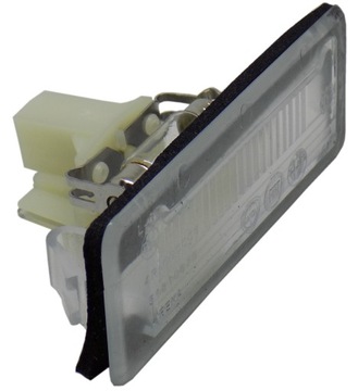 Лампа освещение номерного знака rej. fiat doblo ii opel combo d 02.10-06.18 фото №1