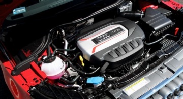 Двигатель Audi S1 2.0 TFSI