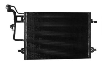 конденсатор Радиатор кондиционера 22600008701 vika