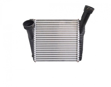 Новый интеркулер vw touareg 3, 0tdi 10- 7p0145804a 7p0145804b, фото