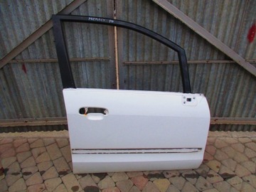 Mazda premacy 99-01 front door front right a3d, фото
