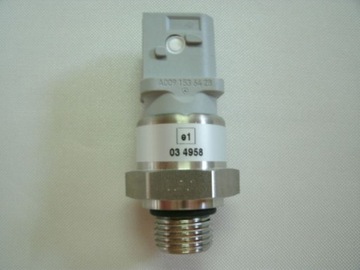 Pressure sensor mercedes a0091536428 travego, фото