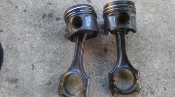 Mitsubishi colt 1.5 did piston, фото