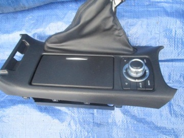 Mazda 6 3 panel center panel glove compartment casing (cover), фото