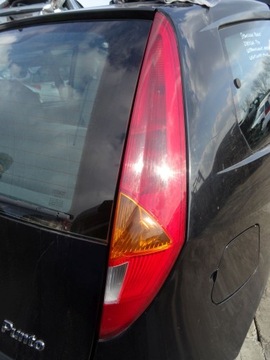 Fiat punto 2 3-door right rear light back, фото