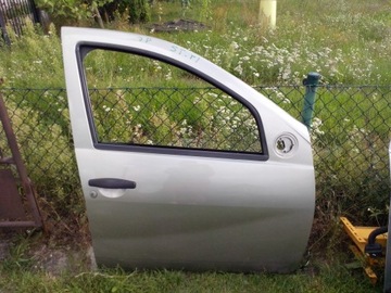 Right front door dacia duster 09-, фото
