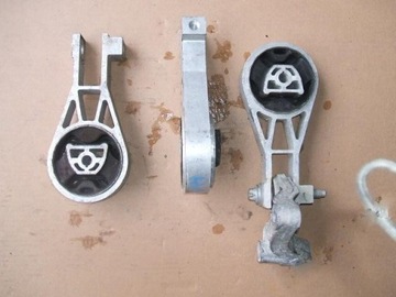Alfa romeo mito bracket cushion fasteners, фото