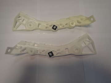 Mazda 3 1 03 - 07 left bumper bracket right rear, фото
