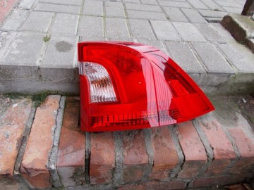 VOLVO S60 II 10-17 LED PRAWA ORYGINAŁ