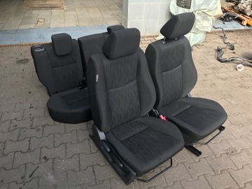 SUZUKI SWIFT MK7 10-17 FOTELE KANAPA KOMPLET 3D