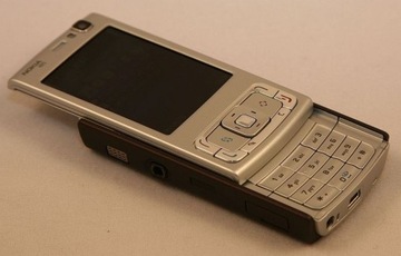 NOKIA N95 5 ЦВЕТОВ разблокирована ПРОДАЕТСЯ КАК НОВЫЙ