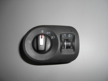 WŁĄCZNIK PRZEŁĄCZNIK ŚWIATEŁ SEAT IBIZA