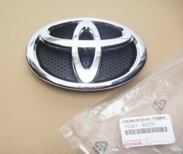 RAV4 12-15 ZNAKY ZNAK LOGO NÁRAZNÍK PŘEDNÍ