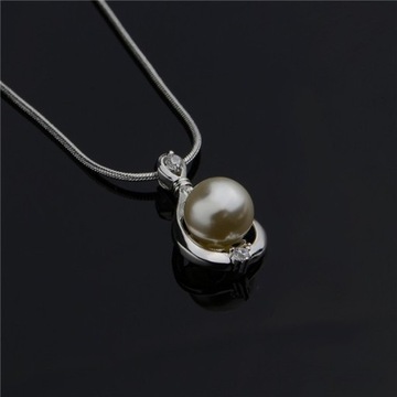 Cudowny srebrny naszyjnik perła i cyrkonie 925