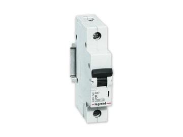 WYŁĄCZNIK NADPRĄDOWY B16A LEGRAND RX3 419136