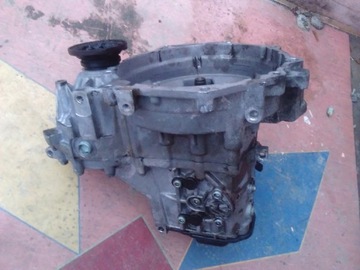 VW Golf VI Passat B6 2.0 TDI KQM,LLL,КПП KJF