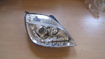 FORD FIESTA MK6 LAMPA PRAWA PRZÓD LED