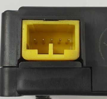 MOTOREK RADIÁTORU JAGUAR XK8 0637005401