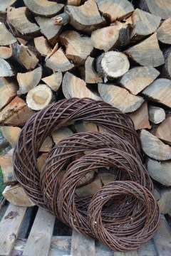 WIANEK WIKLINOWY NA DRZWI STROIK ŚREDNICA 50CM