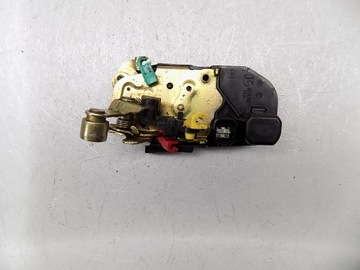 ЗАМОК ДВЕРИ ПЕРЕДНИЙ ПРАВЫЙ Jeep GRAND CHEROKEE WK WH