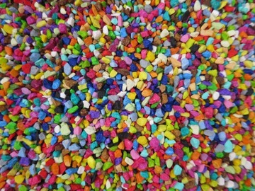 KAMYCZKI DO ŚWIEC KOLOROWE OZDOBA SZKŁA ŚWIECZNIKA 1-4mm KAŻDY KOLOR 0,5 KG