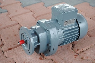 Motoreduktor kołnierzowy 0.18kw. 123obr. FLENDER!