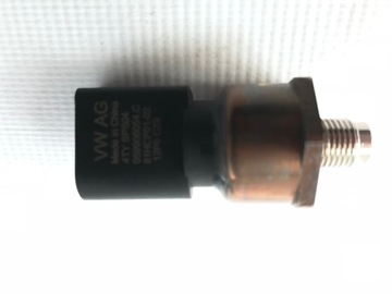 AUDI A4 A5 8W 3.0TDI SENZOR TLAKU 059906054C