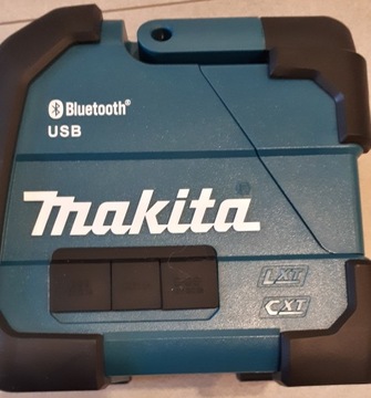 Беспроводная Bluetooth-колонка Makita DMR202, перезаряжаемая, аккумуляторы 18 В, USB