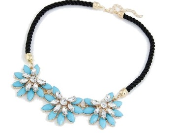 NASZYJNIK KOLIA KWIATY NIEBIESKIE CYRKONIE CHOKER