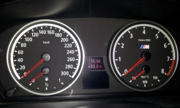 Наклейка на одометре BMW ///M