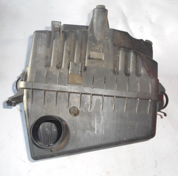 RAV4 I 99 2.0 POUZDRO FILTRU VZDUCHU 17701-74261