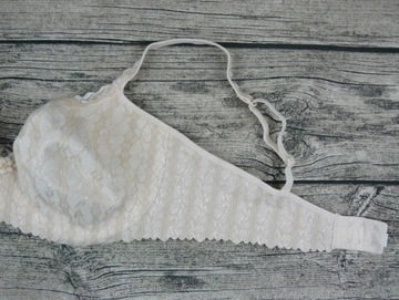 БЕСШОВНЫЙ Бюстгальтер PLAYTEX НОВИНКА UK 32 C EUR 70 C