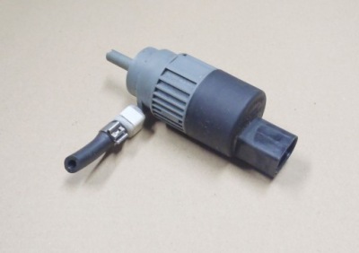 Verso 09-18 моторчик помпа омывателя лампа фото №1