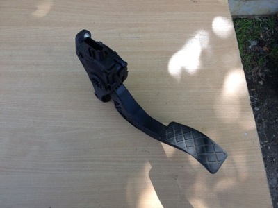 Audi a6 c6 педаль газу автоматична коробка передач 4f 2004-2011r. фото №1