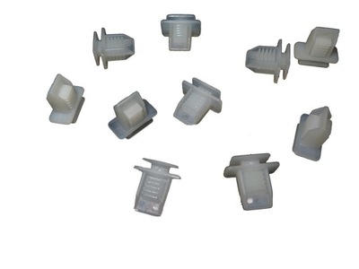 Кліпси штифти багажника поперечина заднього alfa romeo 159 фото №1