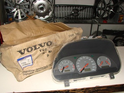 Лічильник прилади volvo s40 v40 фото №1