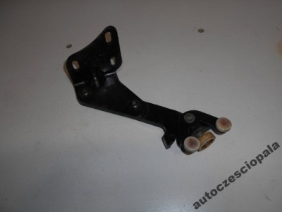 Петля ролик дверь левая vw caddy 2k0843397a фото №1