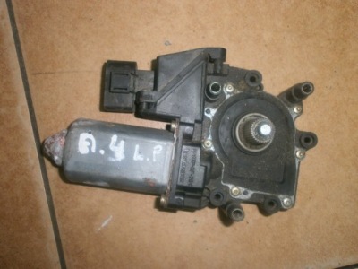 Audi a4 b5 моторчик скло лівий перед фото №1