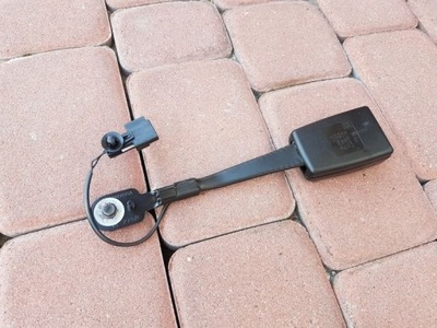 Замок ременів opel zafira c 401266978 13383724 фото №1