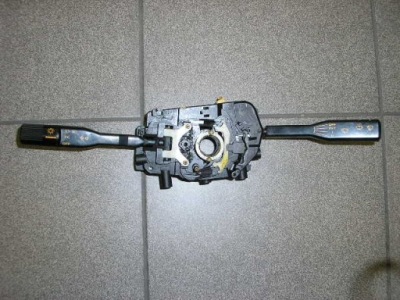 Mazda 323 bf 85-89r. переключатель комбинированный фото №1