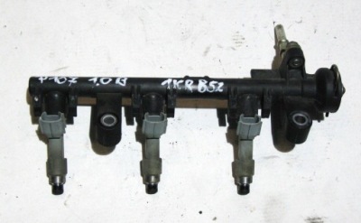 Peugeot 107 citroen c1 1.0 b молдинг впрыскная фото №1