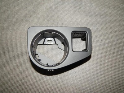 Vw golf 7 sportsvan рамка выключателя 517858415b фото №1