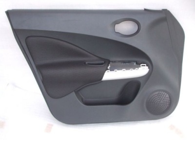 Nissan juke оббивка двері перед ліва оригінал фото №1