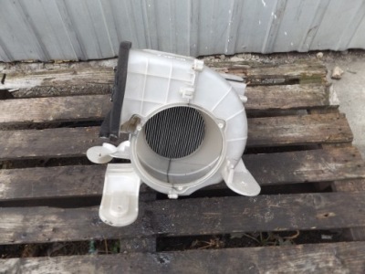 Mazda 6 корпус вентилятора європа фото №1