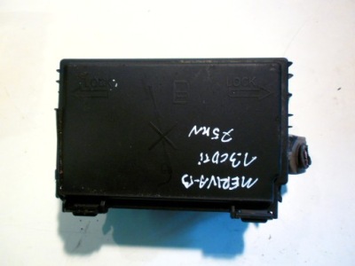 Коробка запобіжників opel meriva b 1.3 cdti фото №1