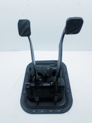 Renault midlum dci 00-06 основа педалей педалі фото №1