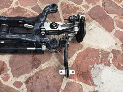 Mercedes gla w156 x156 поворотний кулак важіль лівий задня фото №1