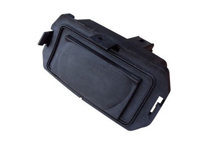 Вимикач кнопка кришки задня renault scenik2 megane фото №1